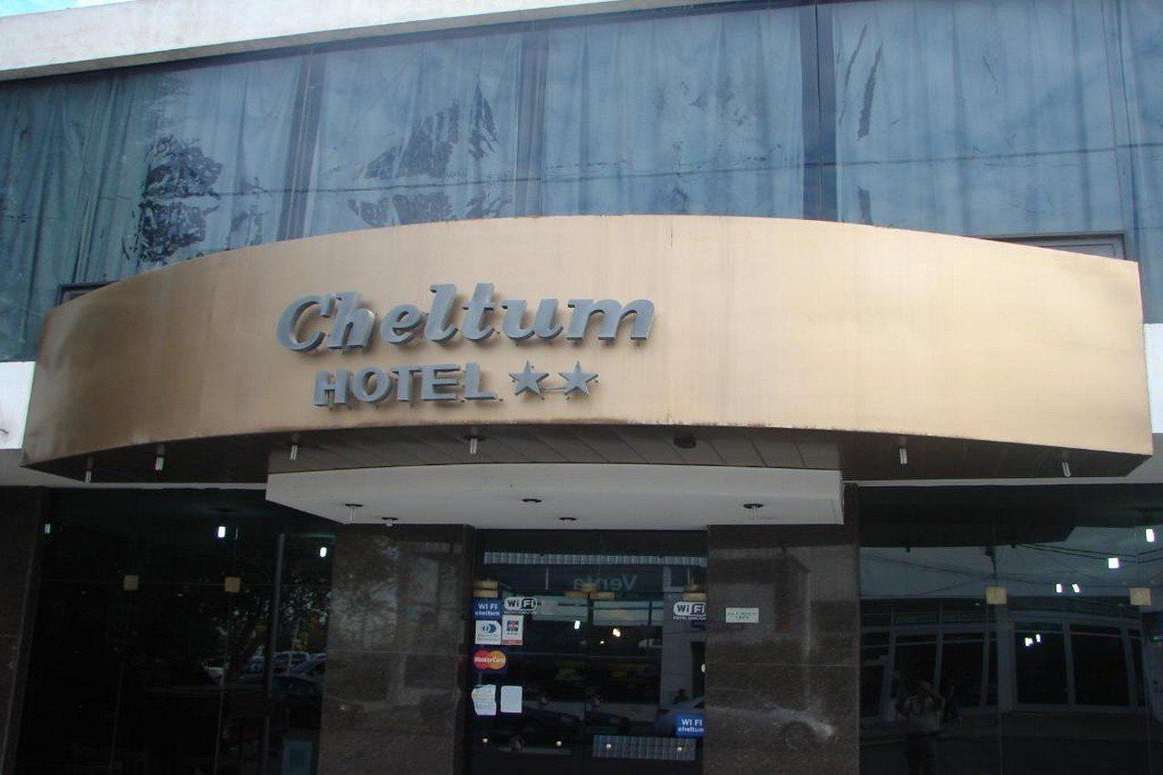 Cheltum Hotel Trelew Ngoại thất bức ảnh