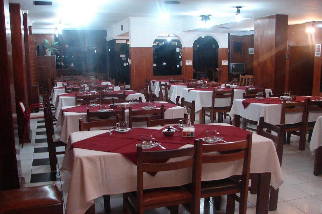 Cheltum Hotel Trelew Ngoại thất bức ảnh