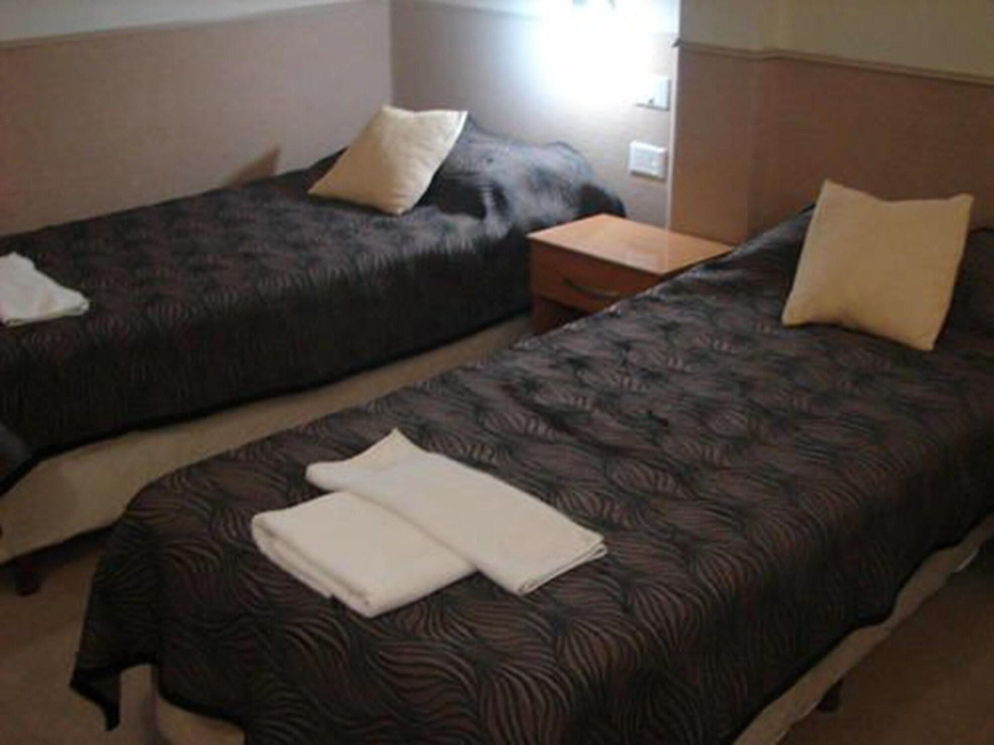 Cheltum Hotel Trelew Ngoại thất bức ảnh