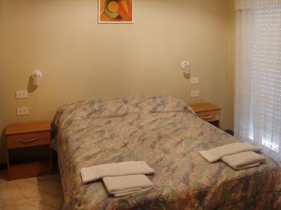 Cheltum Hotel Trelew Ngoại thất bức ảnh